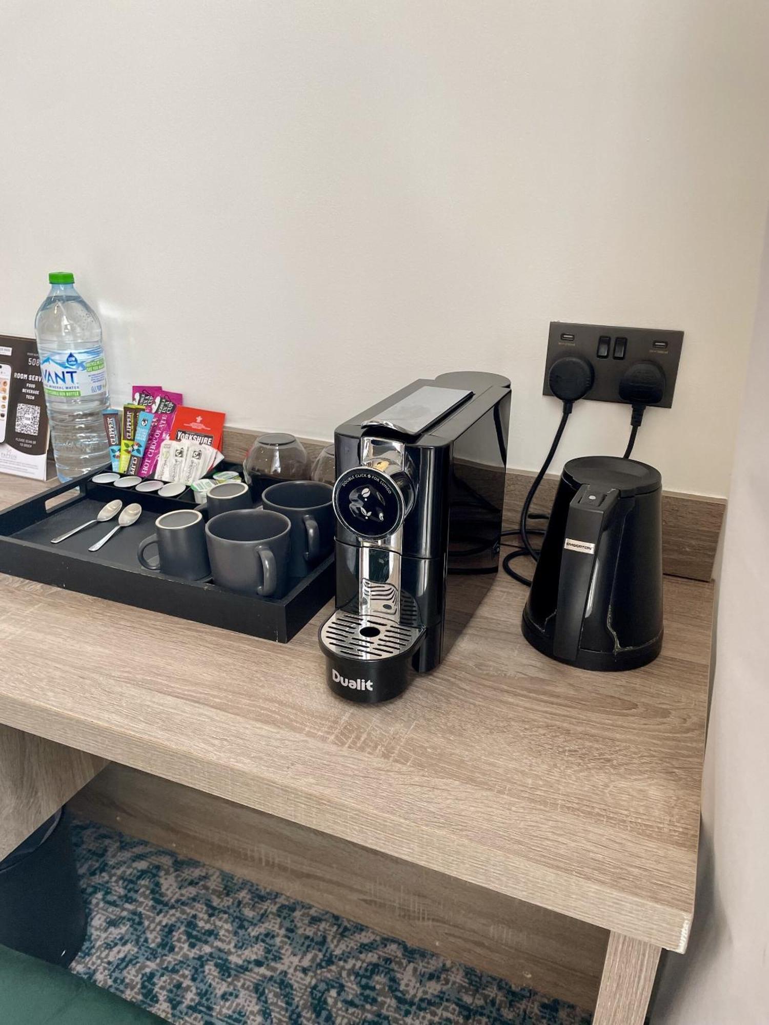 The Chapter Hotels - The J Hyde Park Londres Chambre photo